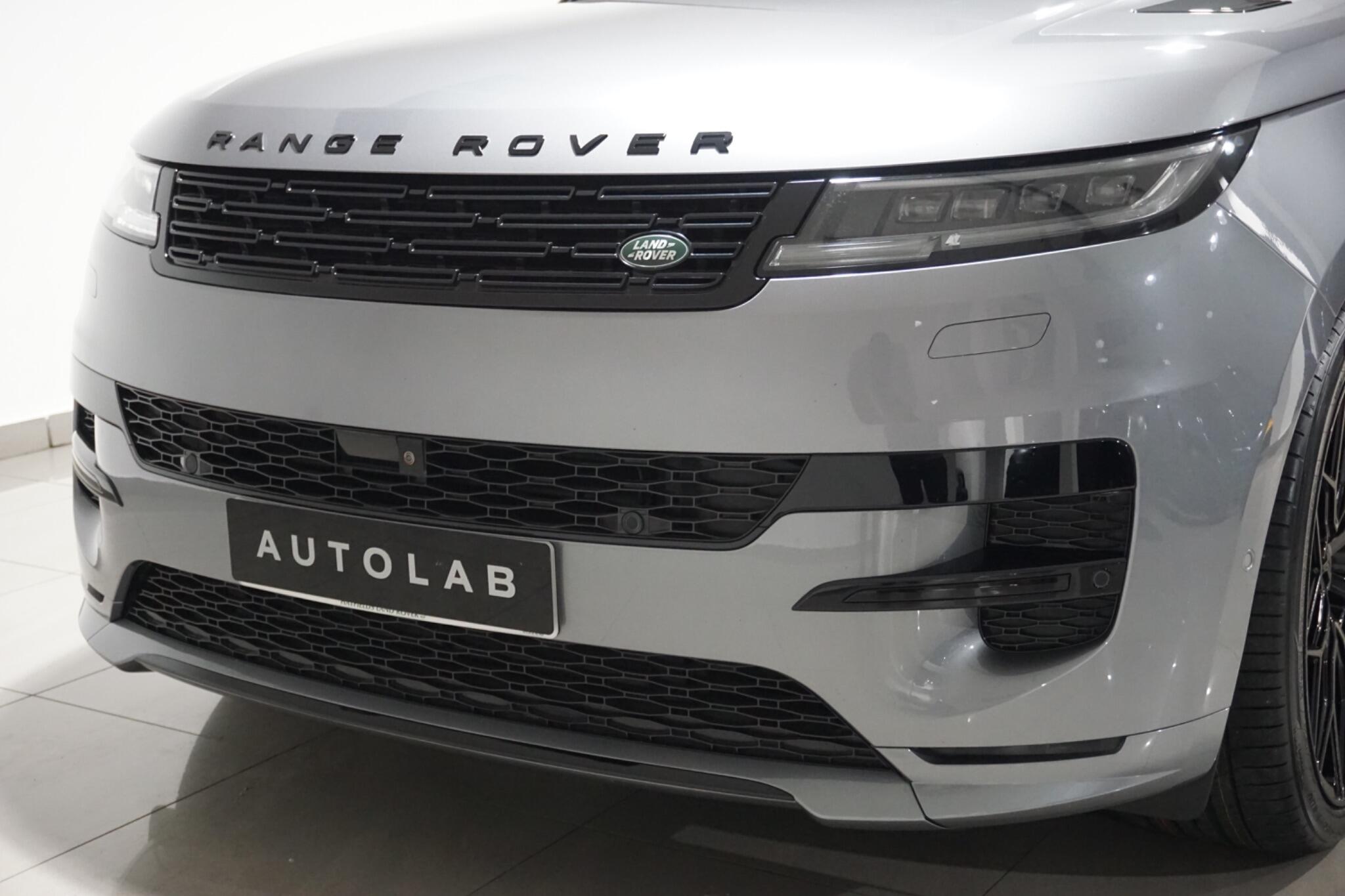 Land Rover Range Rover Sport 3.0 D300 MHEV Dynamic SE SUV 5dr Diesel Auto 4WD Euro 6 (s/s) (300 ps)